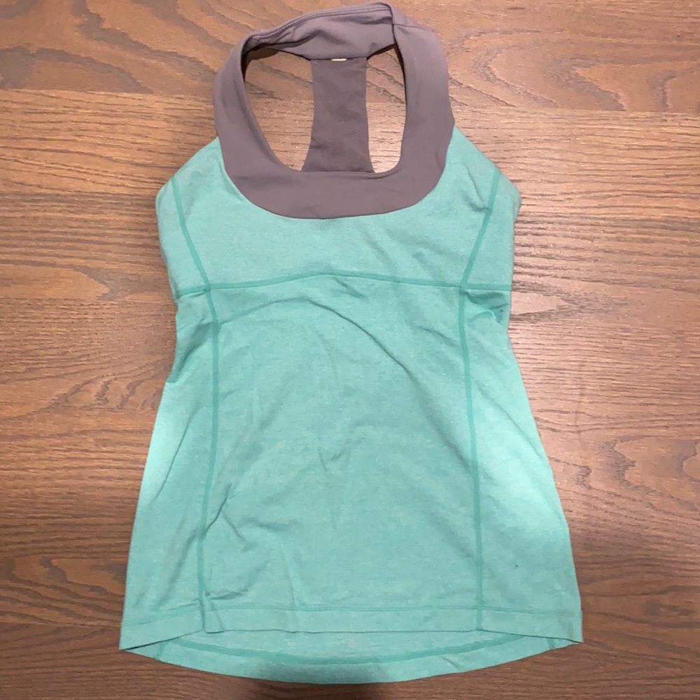 Lululemon tank